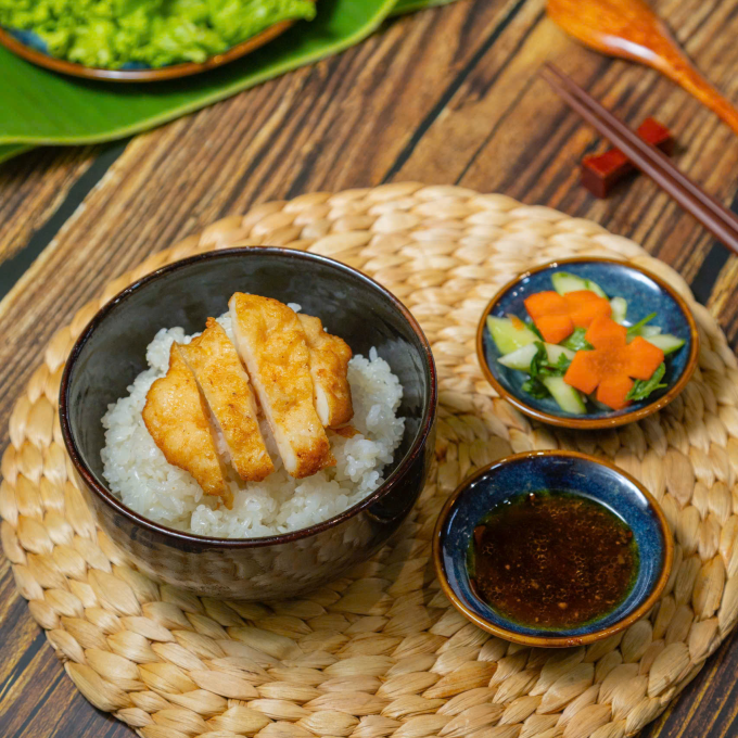 Xôi trắng chả mực